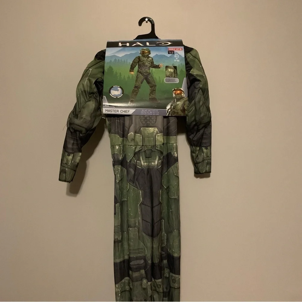 NWT. HALO Master Chief Boys Deluxe Halloween Costume